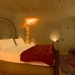 Babili Cappadocia Cave * 内夫谢希尔