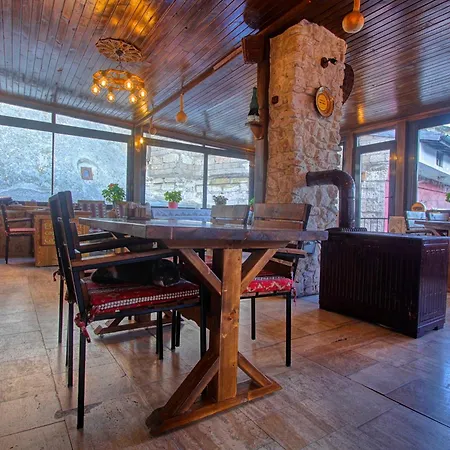 Babili Cappadocia Cave ネヴシェヒル